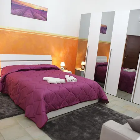 Il Pavone Torre Lapillo